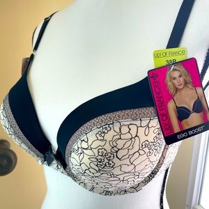COPY - Lily of France push up bra